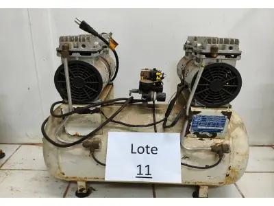 LOTE 011 - COMPRESSOR DE AR 02 CABEÇOTES