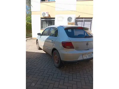LOTE 021 - AUTOMOVEL VOLKSWAGEM GOL 1.6 POWER, ALCO/GASOL, 2009/10 E RADIO AUTOMOTIVO C/CD MPE E USB PIONNER