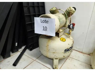 LOTE 010 - COMPRESSOR DE AR