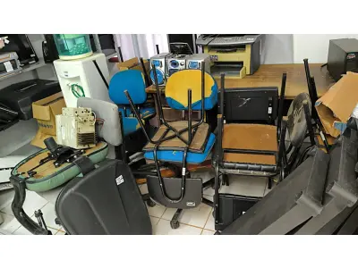 LOTE 005 - EQUIPAMENTOS DE TECNOLOGIA DA INFORMAÇÃO, MÁQUINAS, FERRAMENTAS E MOBILIÁRIO EM GERAL