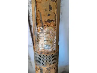 LOTE 039 - BOMBA SUBMERSA VAMBRO 1,5CV 28 ESTÁGIOS