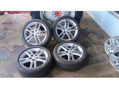 LOTE 001 - 4  Rodas de liga leve hyundai I30, aro 17