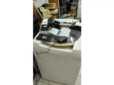 LOTE 007 - MOBILIÁRIO EM GERAL, MÁQUINAS E FERRAMENTAS