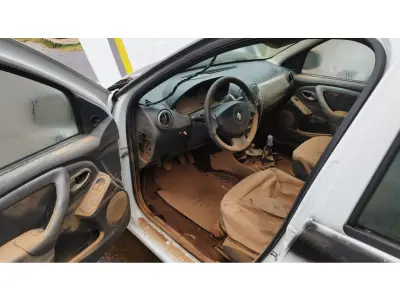 LOTE 035 - ENAULT/SANDERO EXP 16HP, placa:IUG-7148, ano/modelo: 13/13