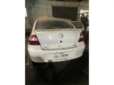 LOTE 032 - GM/PRISMA JOY, placa: IQJ-3998, ano/modelo: 09/10,