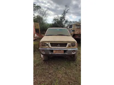 LOTE 017 - MMC/L200 4X4 L, placa: IKD-5085, ano/modelo: 01/02