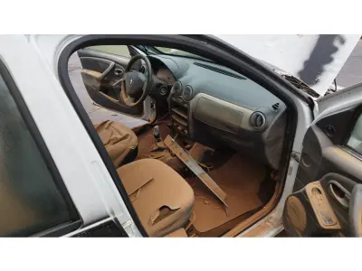 LOTE 035 - ENAULT/SANDERO EXP 16HP, placa:IUG-7148, ano/modelo: 13/13