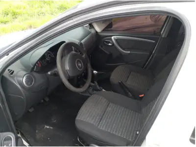 LOTE 026 - RENAULT/SANDERO EXP 16HP, placa: IUG-7E63,ano/modelo: 13/13