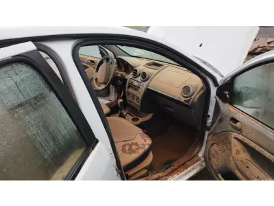 LOTE 037 - FORD/FIESTA SEDAN 1.6 FLEX, placa: IUF-4208, ano/modelo:13/13