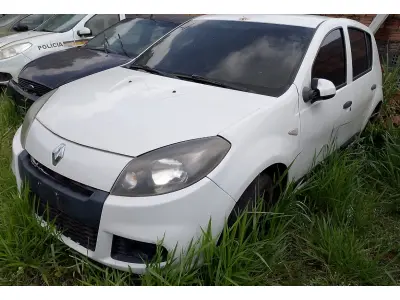 LOTE 026 - RENAULT/SANDERO EXP 16HP, placa: IUG-7E63,ano/modelo: 13/13