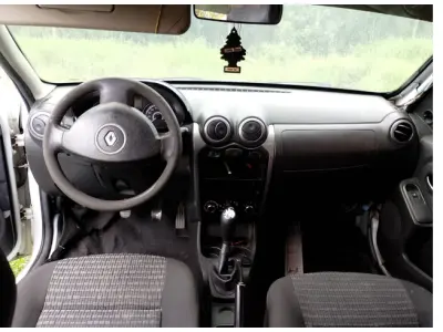 LOTE 026 - RENAULT/SANDERO EXP 16HP, placa: IUG-7E63,ano/modelo: 13/13