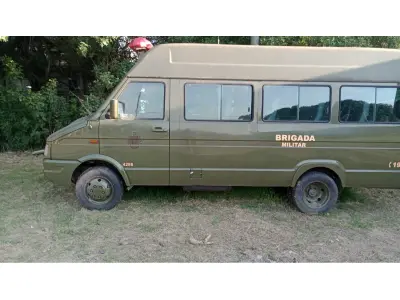 LOTE 046 - IVECOFIAT/D4012 MAXIVAN1, placa: JBM-0729,  ano/modelo: 01/01,