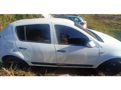 LOTE 026 - RENAULT/SANDERO EXP 16HP, placa: IUG-7E63,ano/modelo: 13/13