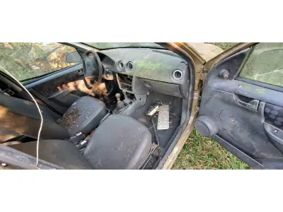 LOTE 083 - GM/PRISMA JOY, placa: JBM-3175, ano/modelo: 09/10