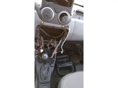 LOTE 008 - RENAULT/DUSTER 16 E 4X2, placa	IUW-6522 , ano/modelo:	13/14