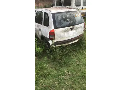 LOTE 096 - GM/CORSA GL, placa: JBM-0962, ano/modelo: 98/99