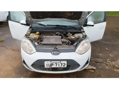 LOTE 039 - FORD/FIESTA SEDAN 1.6 FLEX, placa: IUP-7172, ano/modelo: 13/13