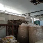 LOTE 022 - MAQUINÁRIO INDUSTRIAL, (01 caldeira tipo hibrida da marca Tenge; 02 motores externos de ar condicionado Split marca Consul e Comfree  sem a máquina interna de refrigeração;;pallets; motores de diversos tamanhos; maquinas de grande e médio porte em  ferro