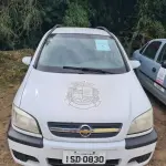 LOTE 002 - GM ZAFIRA COMFORT 2.0,  2011 / 2012, cor branca, 7P/140CV