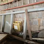 LOTE 006 - Estrutura de ferro medindo 4,00 x 1,50 metros.