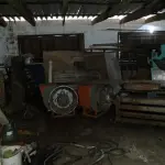 LOTE 022 - MAQUINÁRIO INDUSTRIAL, (01 caldeira tipo hibrida da marca Tenge; 02 motores externos de ar condicionado Split marca Consul e Comfree  sem a máquina interna de refrigeração;;pallets; motores de diversos tamanhos; maquinas de grande e médio porte em  ferro