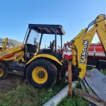 LOTE 008 - Retroescavadeira Randon, RK 406 B, 2013/2013