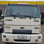 LOTE 004 - CAMINHÃO Ford Cargo 1722E, branco, 2010/2011