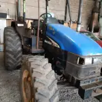 LOTE 006 - TRATOR AGRÍCOLA NEW HOLLAND/TL75, 2002/ 2002