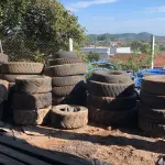 LOTE 012 - Pneus de veículos e máquinas