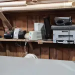 LOTE 011 - Estabilizador, ,  nebulizador, televisor, rádio, terminal ti, coletor de dados,  gravador nvr, suporte, estetoscópio, caneta e contra ângulo, episcópio,  esqueleto, nobreak, impressora,  microcomputadores, câmeras,  notebook,  monitores,  câmera digital,  netbook.
