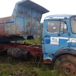 LOTE 004 - CAMINHÃO BASCULANTE L1113, Marca MERCEDEZ BENZ, Ano/Modelo 1982/1982
