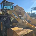 LOTE 005 - 01 Pá Carregadeira 936A, Power ZZ, Ano/Modelo 2017