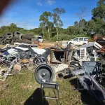 LOTE 029 - Mobiliários Diversos