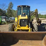 LOTE 003 - Retroescavadeira marca New Holland, Ano/Modelo: 2014,