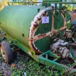 LOTE 030 - DISTRIBUIDOR DE ADUBO ORGÂNICO LIQUIDO 3.000LT.
