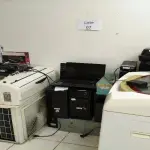 LOTE 007 - MOBILIÁRIO EM GERAL, MÁQUINAS E FERRAMENTAS