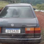 LOTE 000 - VW/Santana – Ano 1996/1996, PLACA IFE5A20 – RENAVAM 658455826 Chassi: 9BWZZZ327TPO34759, na cor CINZA, gasolina, 96 CV